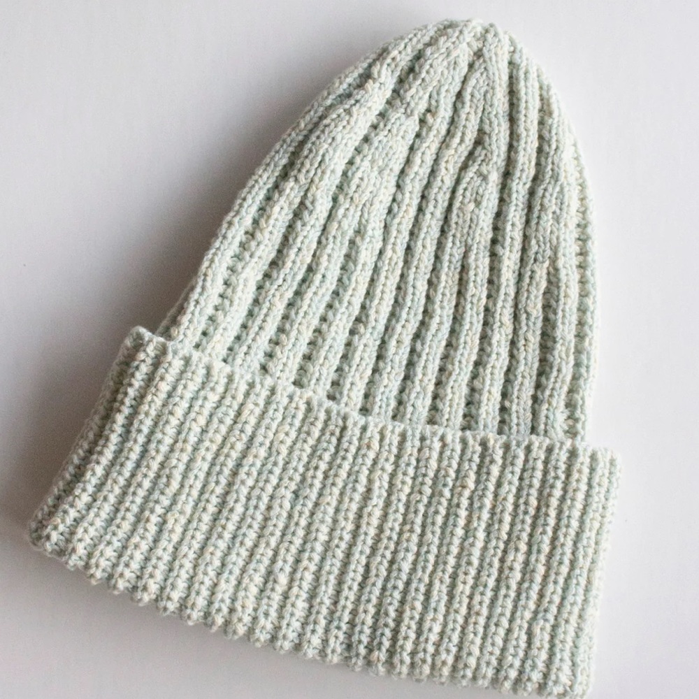 Esby Ribbed Knit Beanie - Light Gray